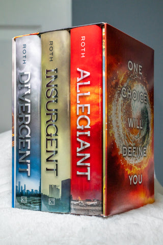 Divergent Series 3-Book Box Set [Used]