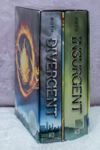 Divergent 2-Book Box Set [Used]